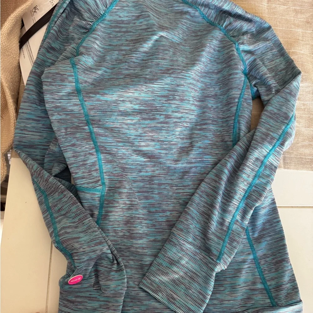 Half zip pullover - Picture 2 of 4